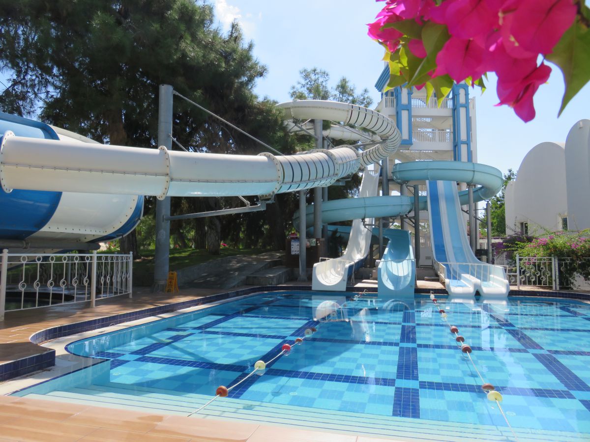 imagini hotel Rubi Platinum Resort